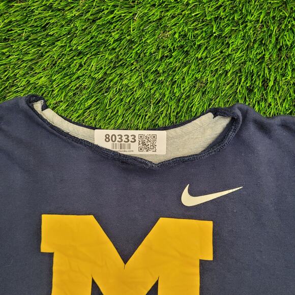NIKE Michigan Wolverines Sweatshirt Medium 21x24 Blue - Picture 10 of 14